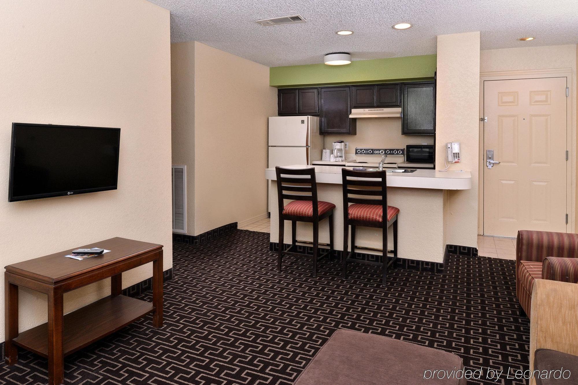Americas Best Value Inn & Suites Extended Stay - Tulsa Eksteriør billede