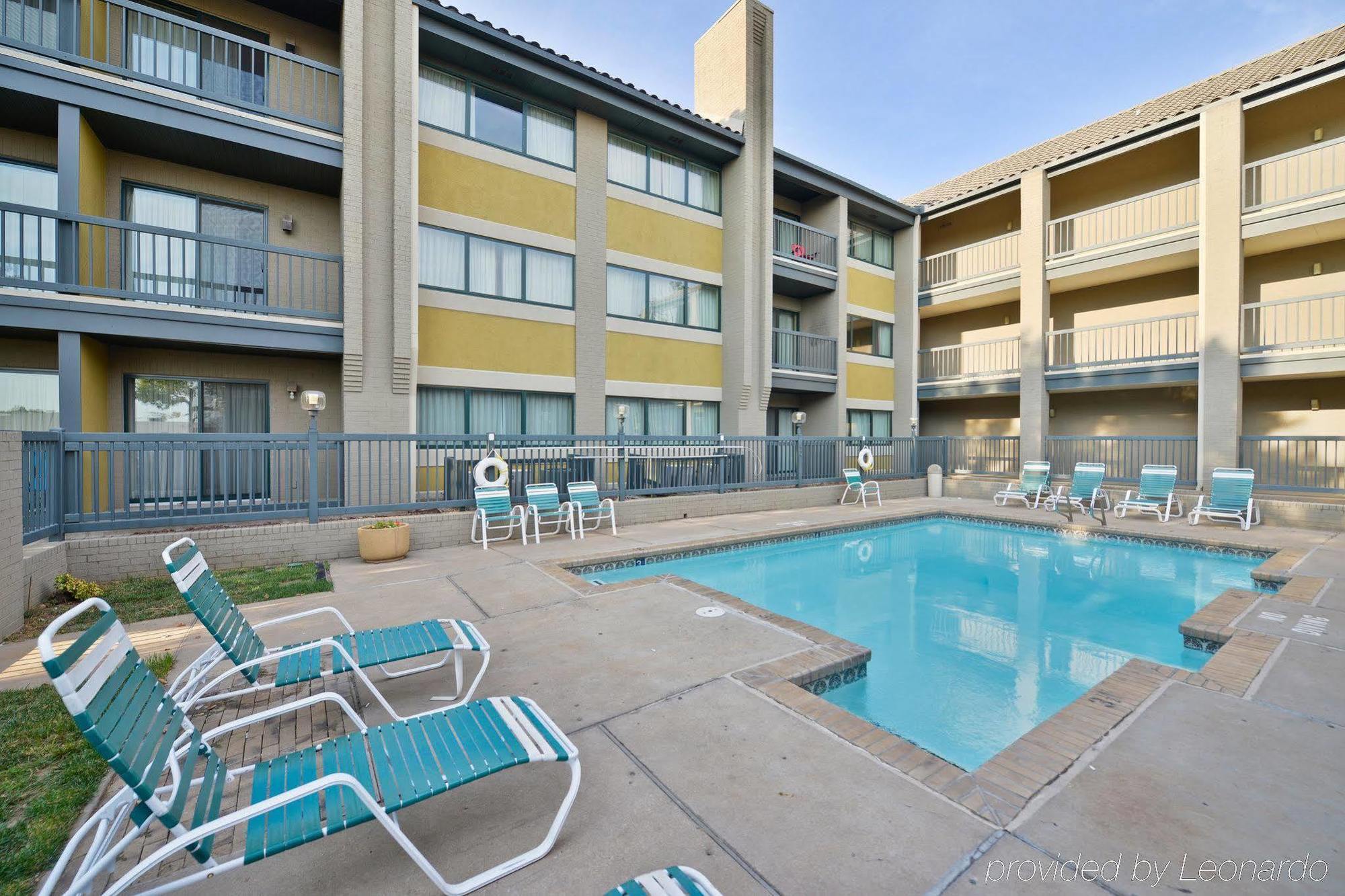 Americas Best Value Inn & Suites Extended Stay - Tulsa Faciliteter billede